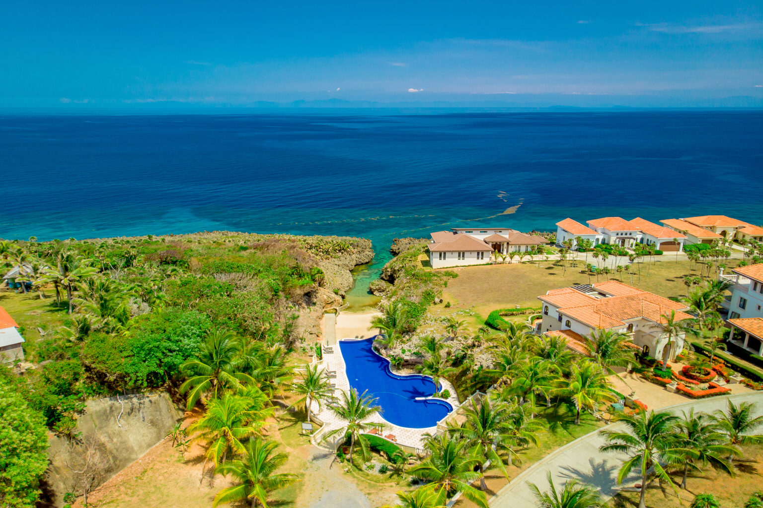 Featured Roatan Real Estate Listings, Roatan Homes for Sale, Keyhole Bay House on Lot #16, Roatan Luxury Properties