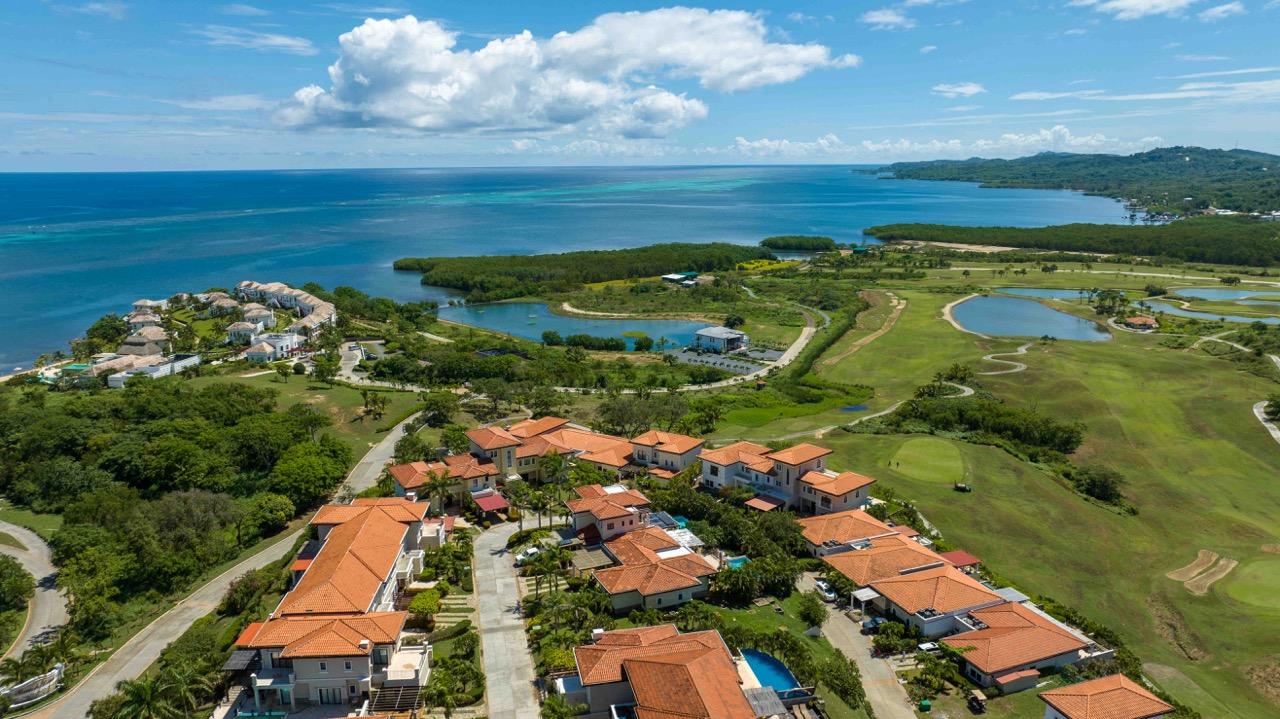Featured Roatan Real Estate Listings, Roatan Homes for Sale, Pristine Bay Residence 1006, Roatan Luxury Properties