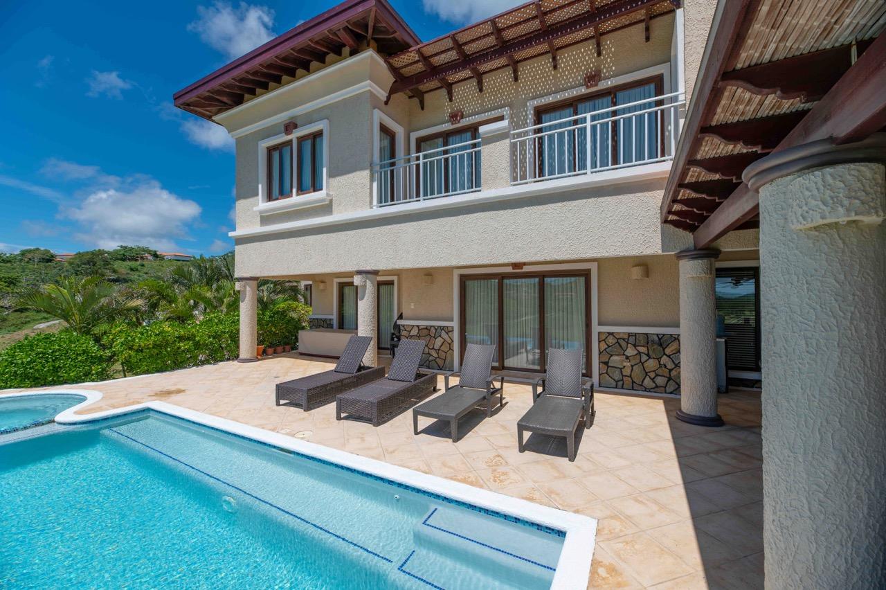 Featured Roatan Real Estate Listings, Roatan Homes for Sale, Pristine Bay Residence 1006, Roatan Luxury Properties