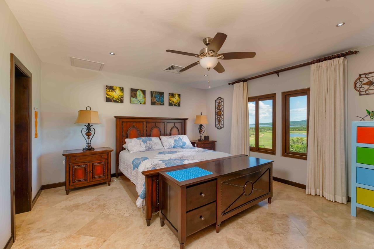 Featured Roatan Real Estate Listings, Roatan Homes for Sale, Pristine Bay Residence 1006, Roatan Luxury Properties