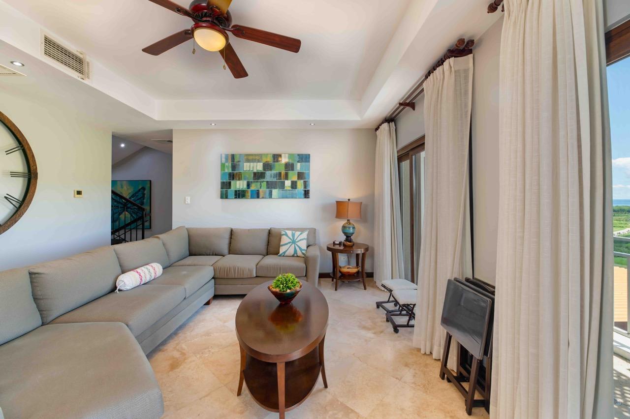 Featured Roatan Real Estate Listings, Roatan Homes for Sale, Pristine Bay Residence 1006, Roatan Luxury Properties
