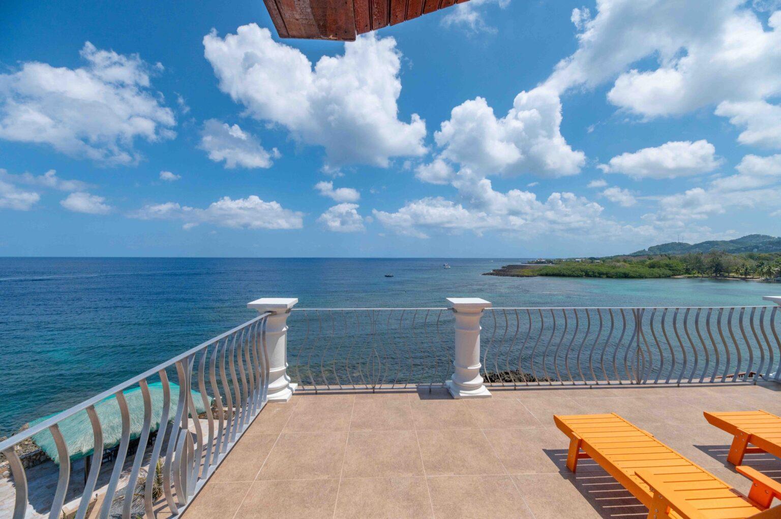 Featured Roatan Real Estate Listings, Roatan Condos for Sale, West End Penthouse Condo, Iron Shore Point, Roatan Luxury Properties