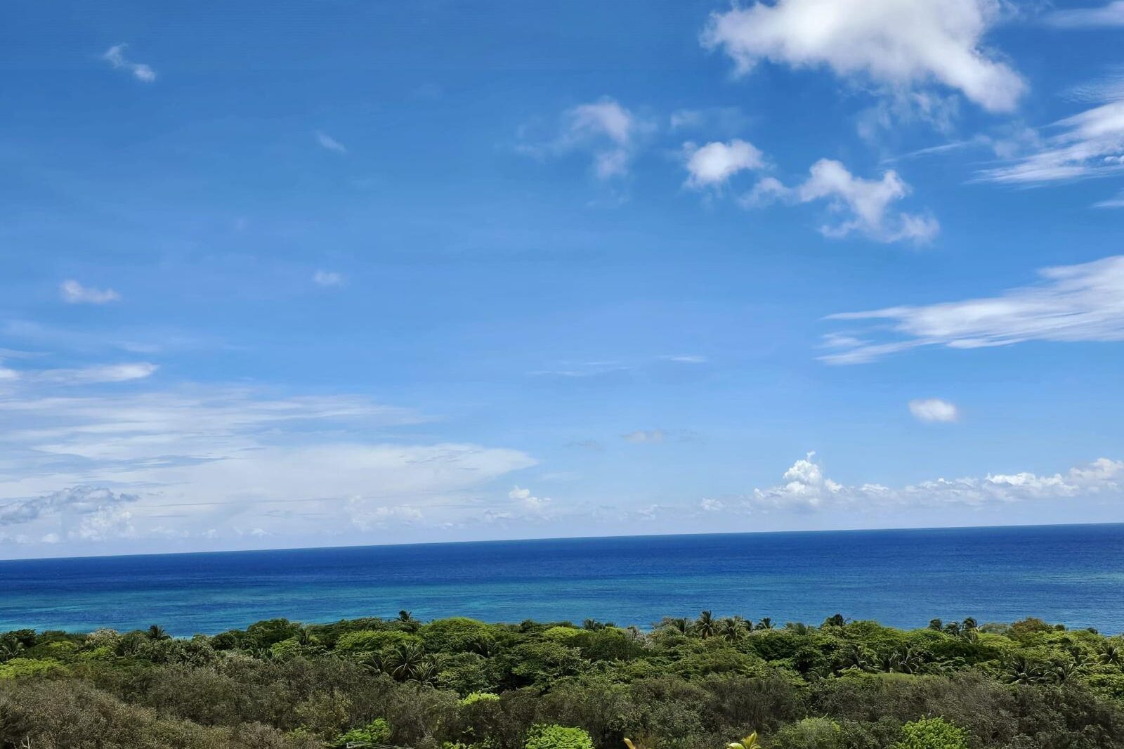 Picture of Rooftop Luxury Condo - Camp Bay Estates Unit B4 - Roatan Realty Solutions by Kirby Warren