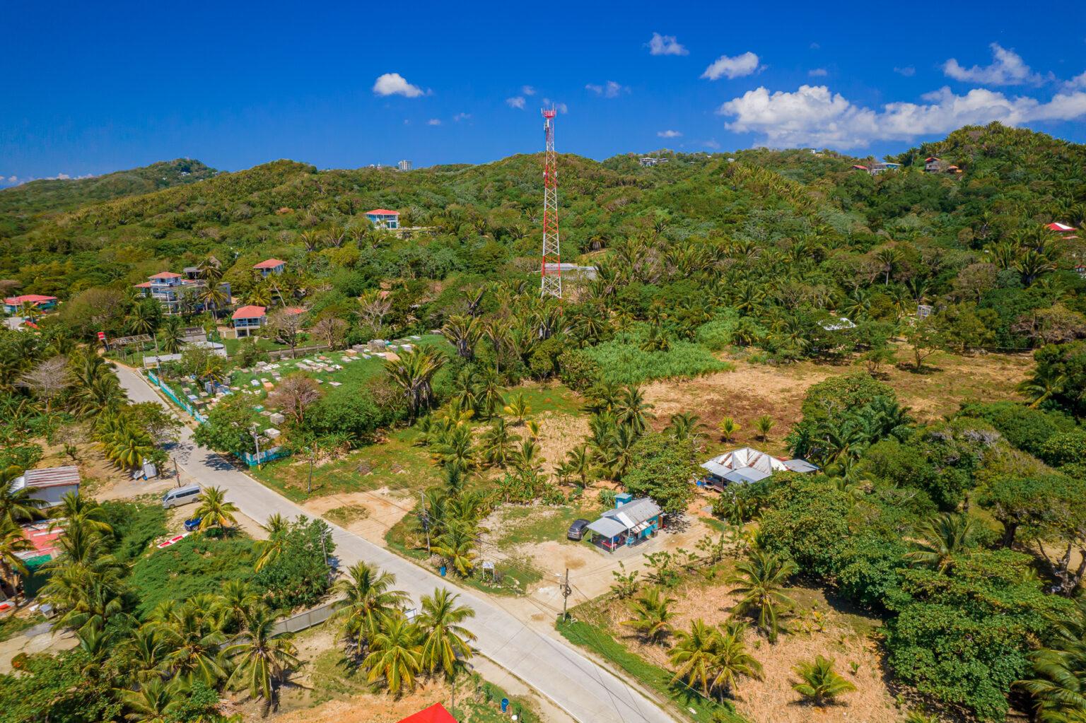 3.3 Acres Flower's Bay Roatan, Caribbean Development Property, Roatan Land for Sale, Roatan Acreage, Kirby Warren Roatan Real Estate Listings, Roatan Realty Solutions, Roatan Luxury Properties