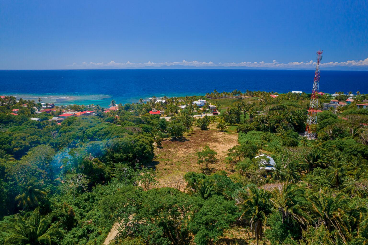 3.3 Acres Flower's Bay Roatan, Caribbean Development Property, Roatan Land for Sale, Roatan Acreage, Kirby Warren Roatan Real Estate Listings, Roatan Realty Solutions, Roatan Luxury Properties