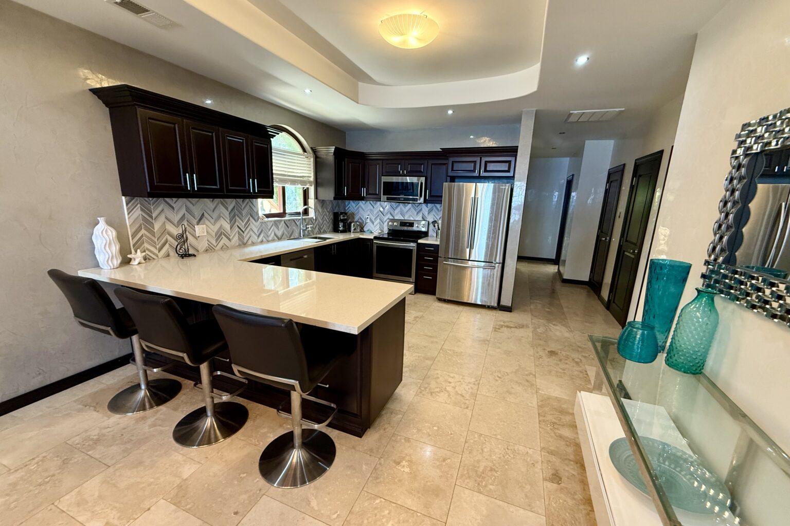Featured Roatan Real Estate Listings, Roatan Condos for Sale, Meridian Condo 5B West Bay, Roatan Luxury Properties