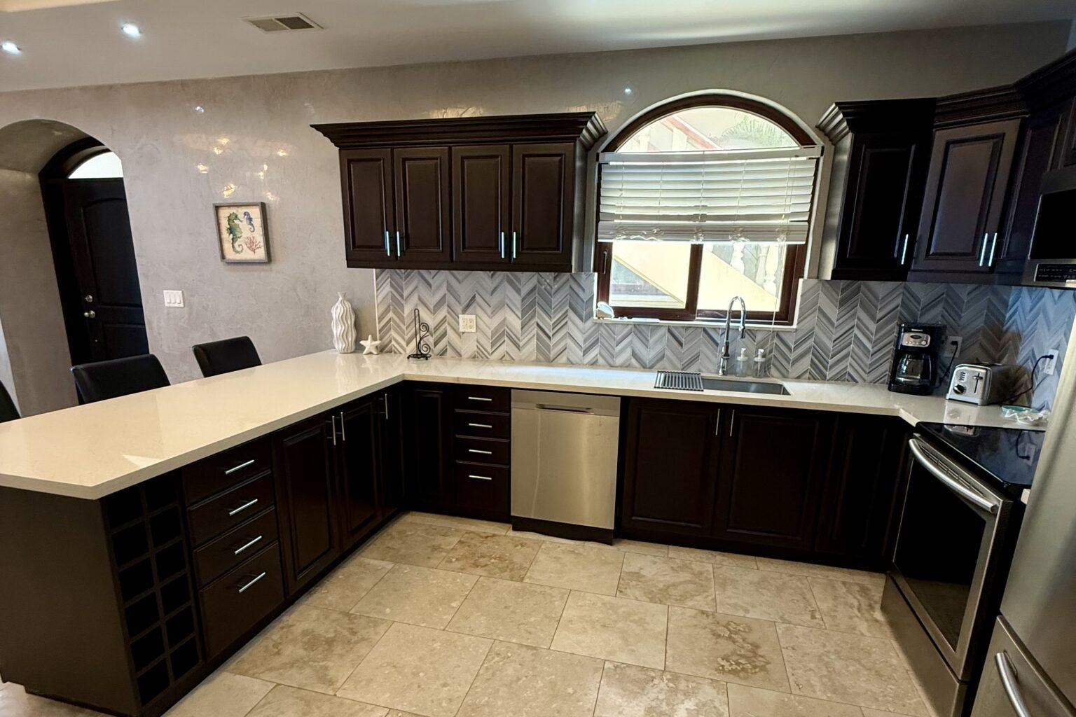 Featured Roatan Real Estate Listings, Roatan Condos for Sale, Meridian Condo 5B West Bay, Roatan Luxury Properties